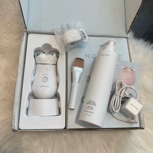New Nuface Facial Toning Device Set Trinity with eye and lip attachment in White